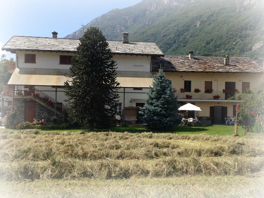 Agriturismo La Grange Pont-Saint-Martin Extérieur photo