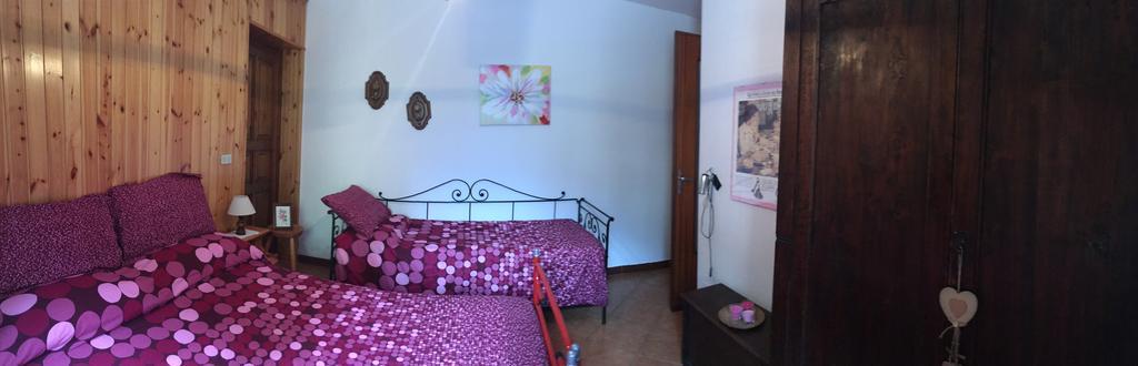 Agriturismo La Grange Pont-Saint-Martin Chambre photo