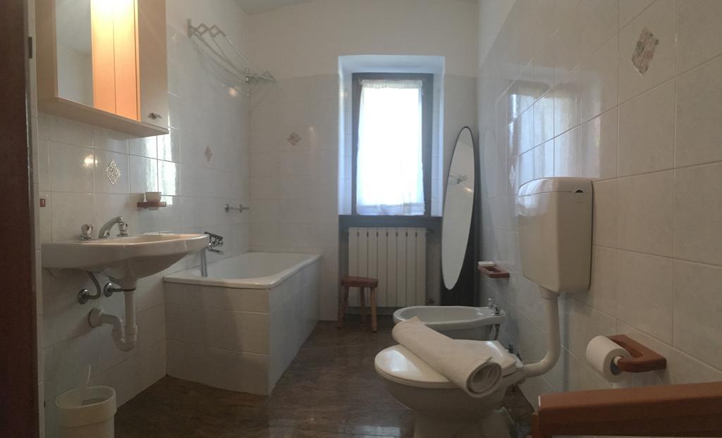 Agriturismo La Grange Pont-Saint-Martin Chambre photo